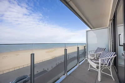 Appartement met een mooi terras en zeezicht