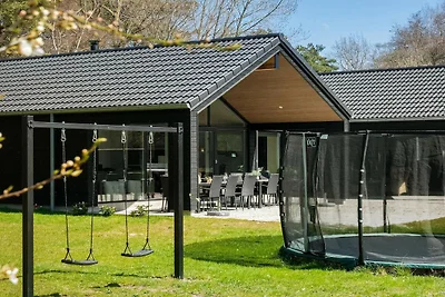 5 esrellas case en Aakirkeby