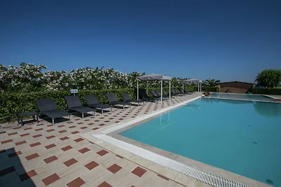 Hübsche Wohnung mit Pool in Lazise