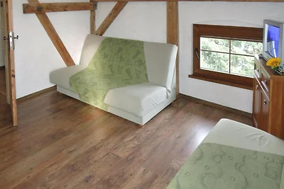 Twee-onder-een-kap woning, Ledzin