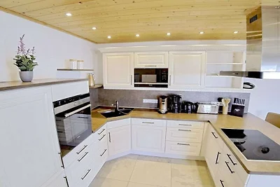 Ferienhaus in Altefähr mit Schwimmbecken