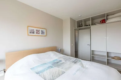Modern appartement met frontaal zeezicht