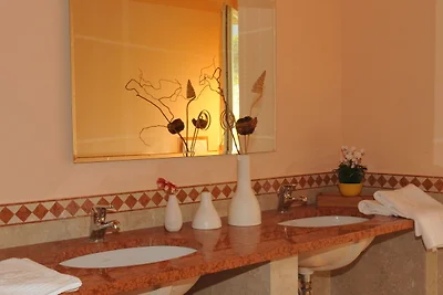 Luxuriöses Apartment in Idro mit Pool