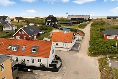 Ferienhaus in Lokken mit Terrasse
