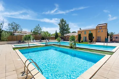 Confortevole casa vacanze con piscina
