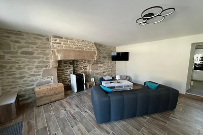 Guerlesquin-Dorfhaus mit Garten