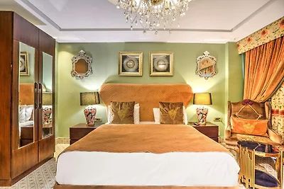 Cotts Villa di Palette Homes