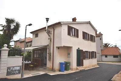 Vakantiehuis in Banjole vlakbij de zee