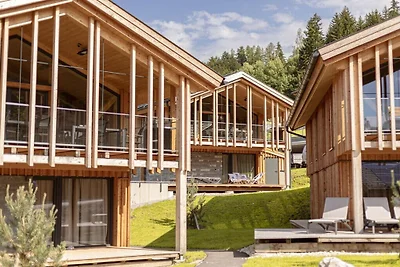 One-bedroom cabin