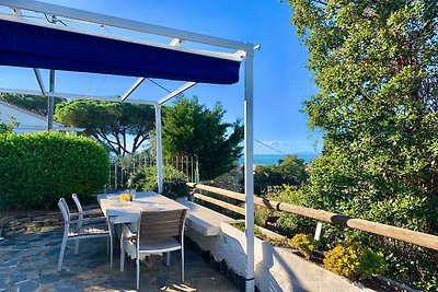 Apartment mit Terrasse
