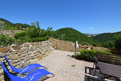 Appartamento in stile rurale a Pergola, con b...