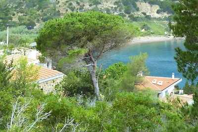 Wohnung in Rio nell Elba mit Garten