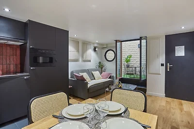 Charmant appartement Faubourg St Honore...