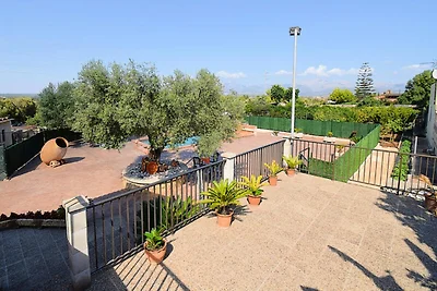 Huis in Muro met zwembad en uitzicht op de...