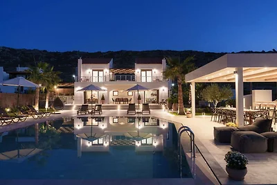 Spaziosa villa a Rethymno con vista sul mare