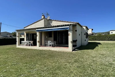 Ferienhaus in Estartit mit Garten