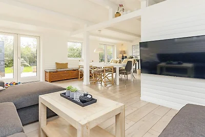 4 Sterne Ferienhaus in Stege-By Traum