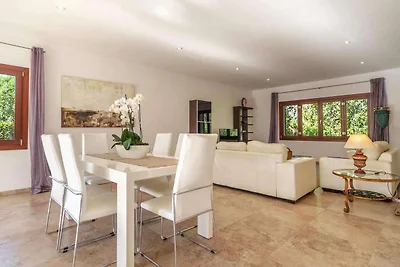 Villa moderna in una zona rurale di Sa Pobla