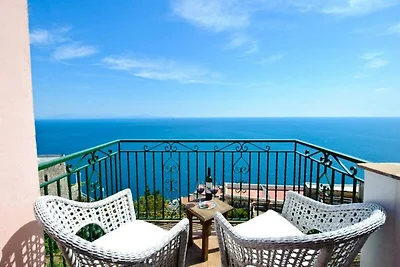 Villa in Praiano mit Meerblick und Whirlpool