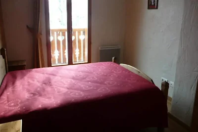 5 camere, 10 posti letto, 3 stelle, esposizio...