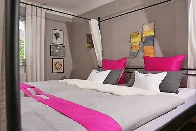 : Ferienlounge & ART