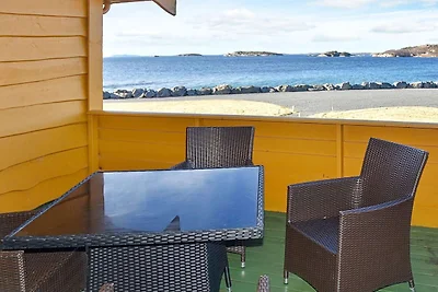 6 Personen Ferienhaus in Aukra