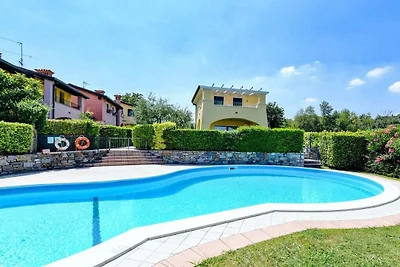 Villa mit 2 Schlafzimmer