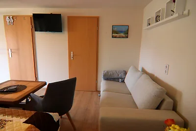 Moderne Ferienwohnung mit Grill en Raków