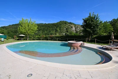 Ferienhaus in Apecchio mit Pool