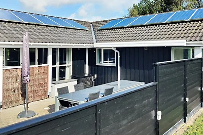 8 Personen Ferienhaus in Væggerløse