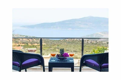 Villa a Kalkan con piscina