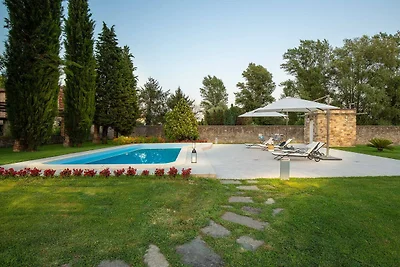 Villa fuori dalle mura storiche di Lucca