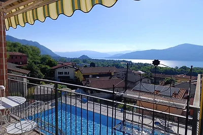 Splendido appartamento con piscina e vista...