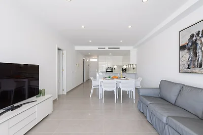 Apartment mit privater Terrasse und Meerblick