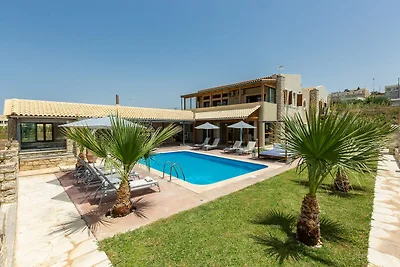 Golden Sand Beach villa