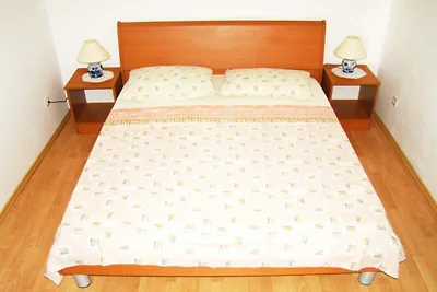 Apartments Antonio - Two Bedroom Apartment wi...