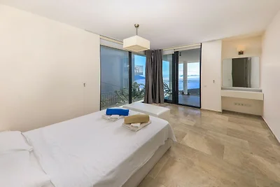Villa in Kalkan met zwembad