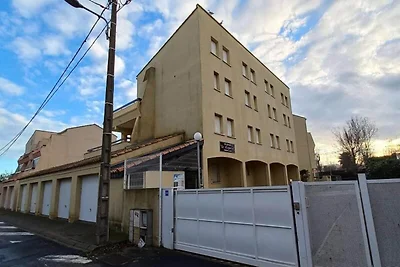 Apartment in Béziers mit geschlossener...