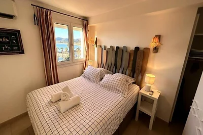 Wohnung in Lavandou mit Meerblick-Terrasse