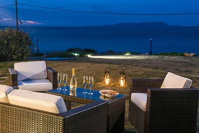 Spaziosa villa a Kato Gouves