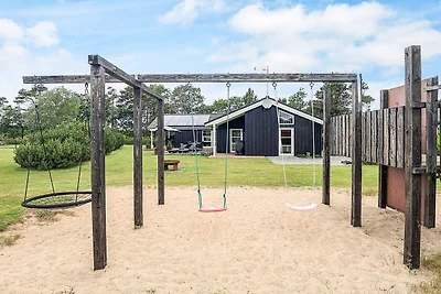 10 persone case ad Hadsund