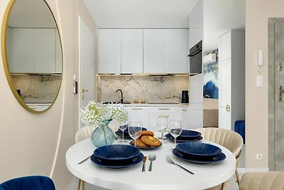 Komfortable 2-Zimmer-Wohnung, Innenpool