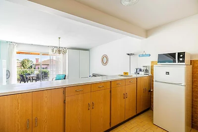 Helles Studio mit Parkplatz in Strand- und...