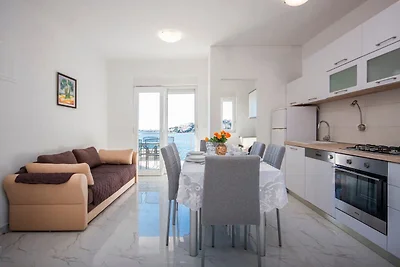 Apartments Happy Holiday - Two Bedroom Apartm...