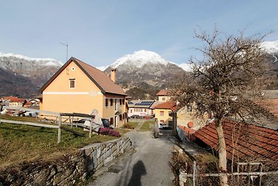 Vakantiehuis in Chies d'Alpago met tuin