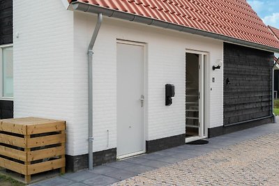 Modern vakantiehuis in Scherpenisse met tuin