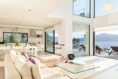 Villa a Kalkan con piscina