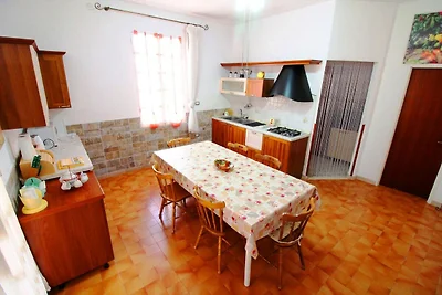 Villa spaziosa con ampia veranda