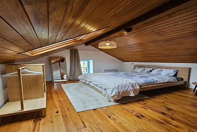 Schilderachtig vakantiehuis met tuin