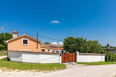 Charmante Villa mit privatem Schwimmbad